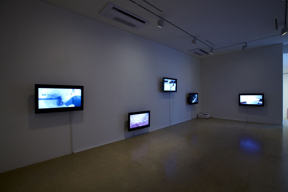 Yuki Kimura, Teppei Kaneuji, Chiba mayasa, Sculpture by other means, Installation view at ONE AND J.GALLERY, 2012